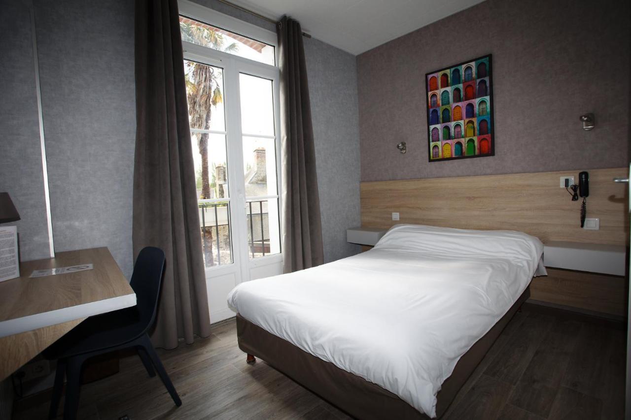 Contact Hotel - Hotel Le Lion D'Or Ламбал Екстериор снимка