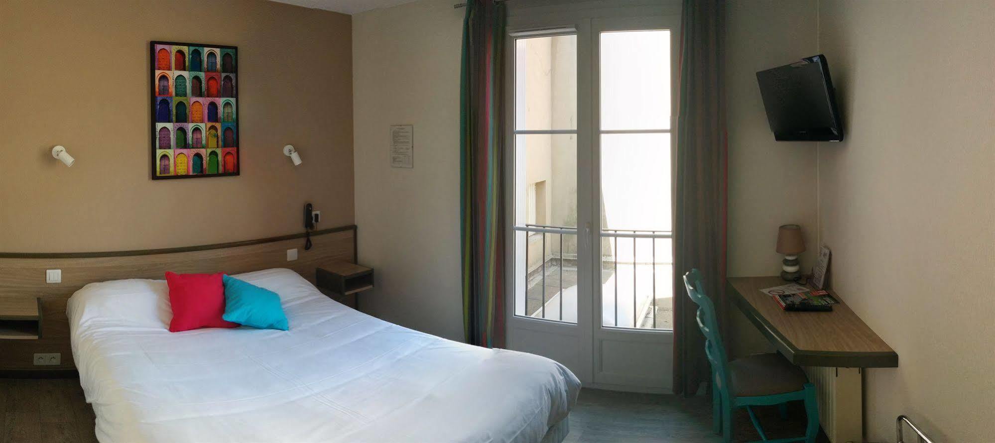 Contact Hotel - Hotel Le Lion D'Or Ламбал Екстериор снимка
