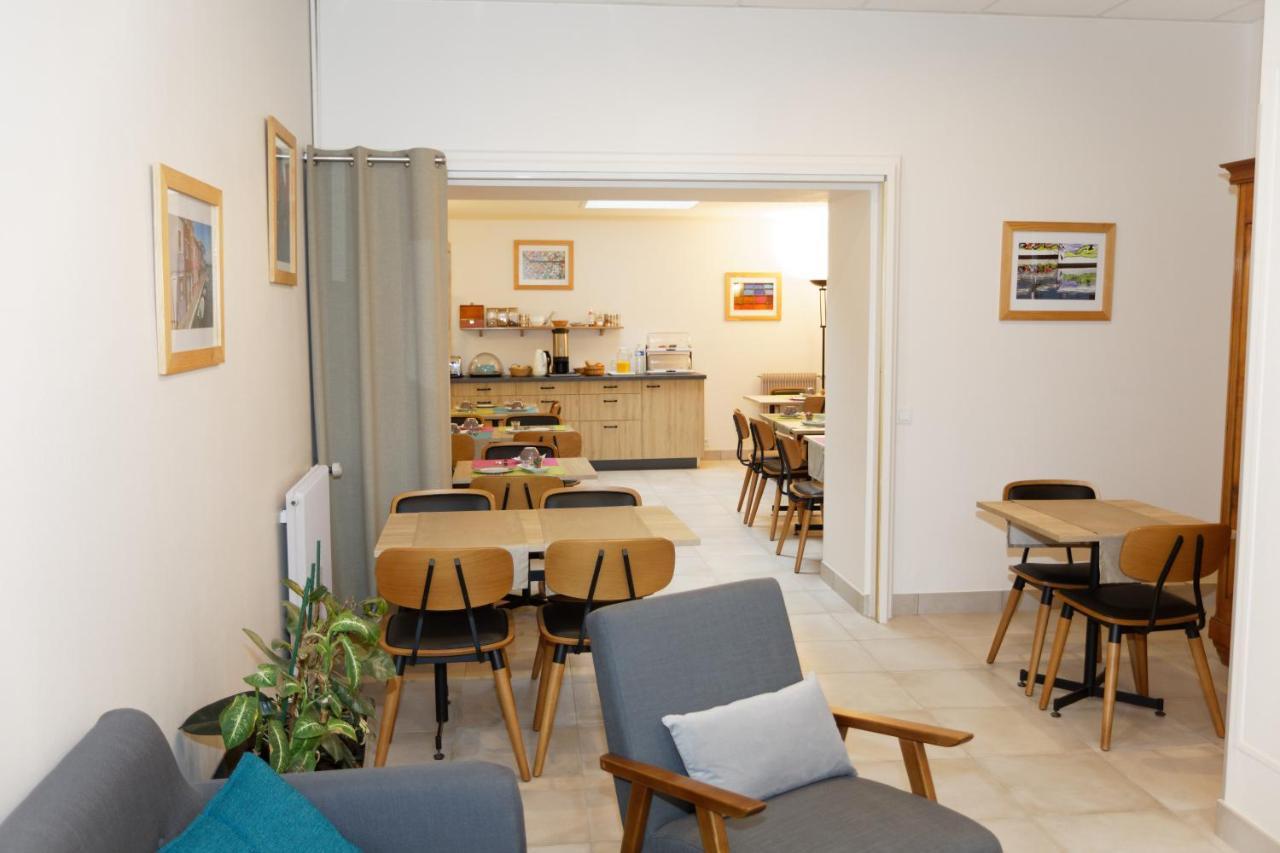 Contact Hotel - Hotel Le Lion D'Or Ламбал Екстериор снимка